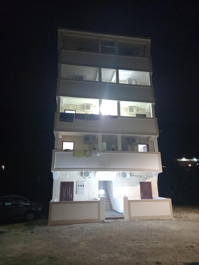 Md Apartmani Čanj Exterior foto